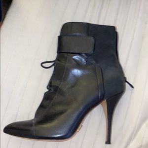 Pour La Victoire Onyx Bootie